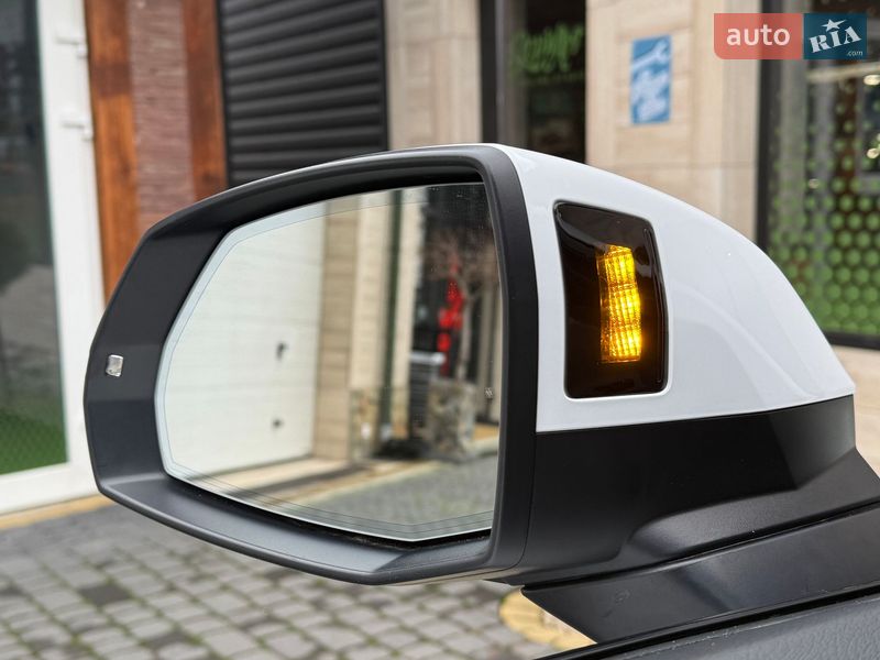 Внедорожник / Кроссовер Audi Q5 2024 в Коломые