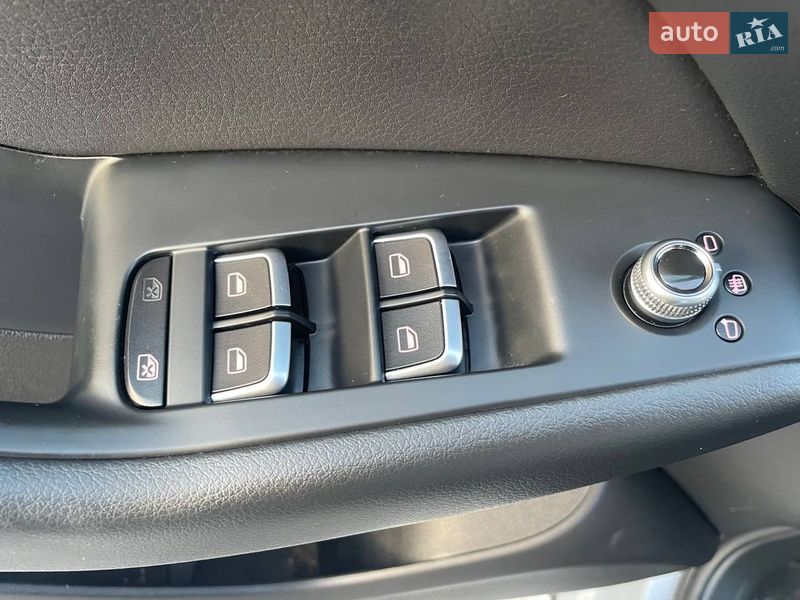 Позашляховик / Кросовер Audi Q5 2017 в Києві фото 20 Позашляховик / Кросовер Audi Q5 2017 в Києві