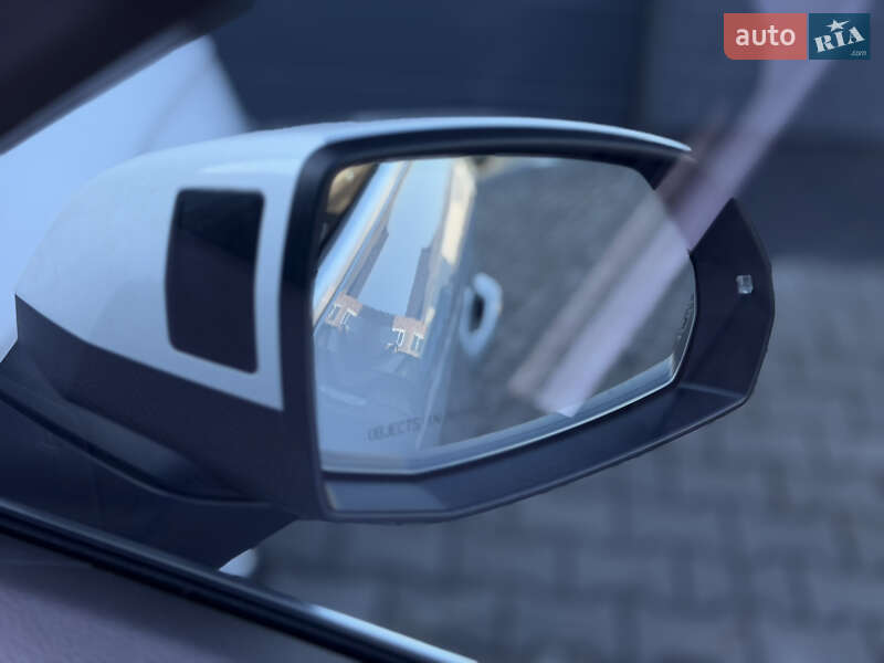 Позашляховик / Кросовер Audi Q5 2018 в Луцьку