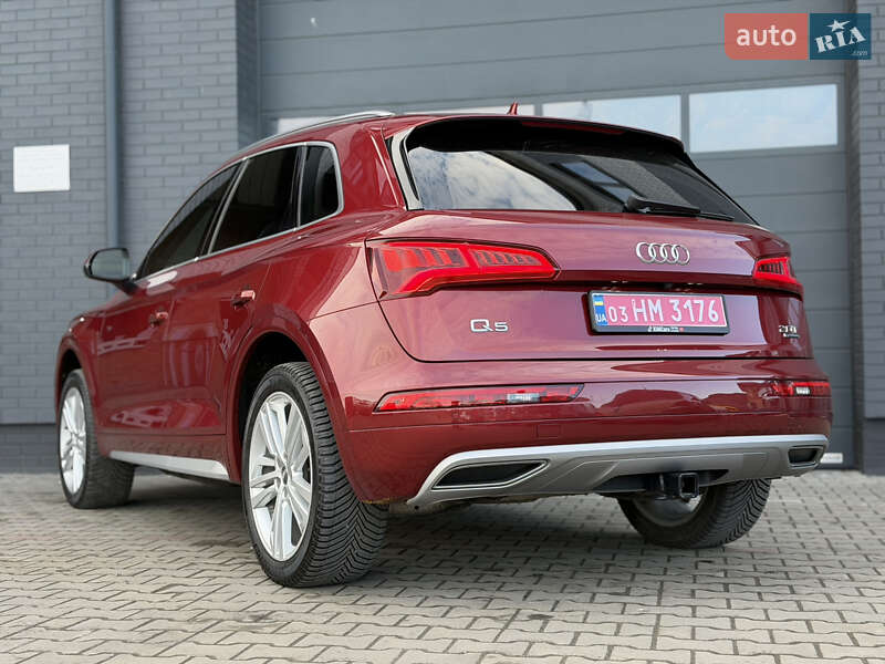 Позашляховик / Кросовер Audi Q5 2018 в Луцьку фото 10 Позашляховик / Кросовер Audi Q5 2018 в Луцьку