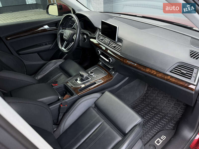 Позашляховик / Кросовер Audi Q5 2018 в Луцьку фото 36 Позашляховик / Кросовер Audi Q5 2018 в Луцьку