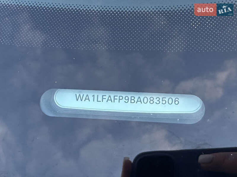 Позашляховик / Кросовер Audi Q5 2011 в Луцьку