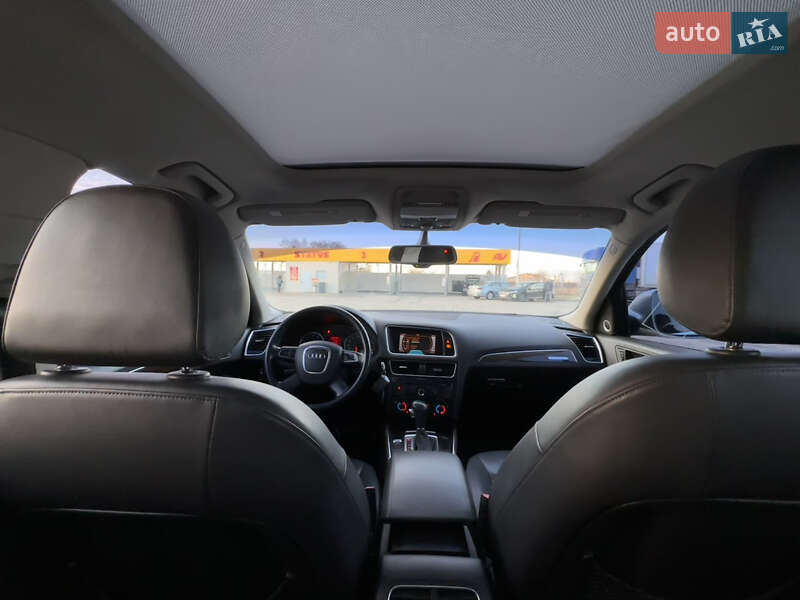Позашляховик / Кросовер Audi Q5 2011 в Луцьку