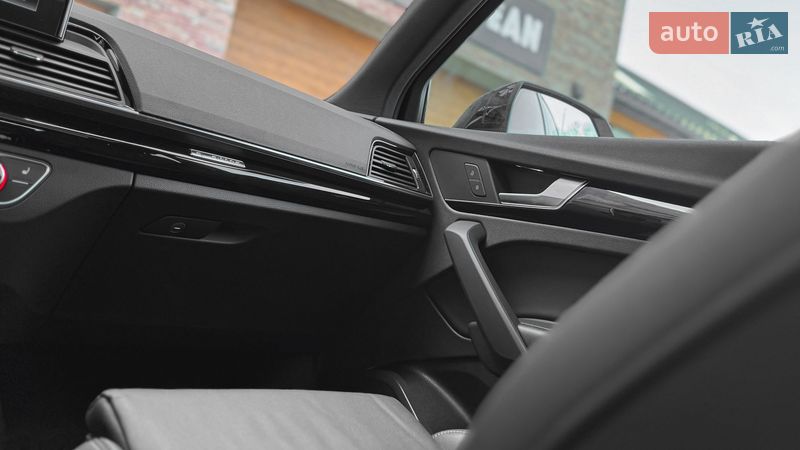 Позашляховик / Кросовер Audi Q5 2022 в Рівному