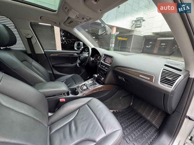 Позашляховик / Кросовер Audi Q5 2012 в Києві
