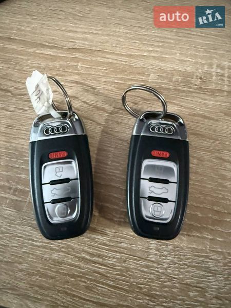 Позашляховик / Кросовер Audi Q5 2012 в Києві