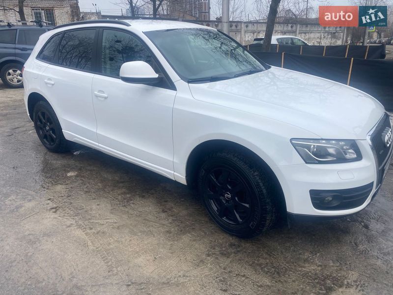 Внедорожник / Кроссовер Audi Q5 2011 в Киеве фото 3 Внедорожник / Кроссовер Audi Q5 2011 в Киеве