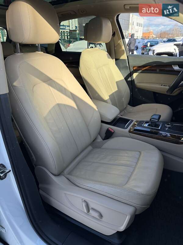 Внедорожник / Кроссовер Audi Q5 2018 в Сумах