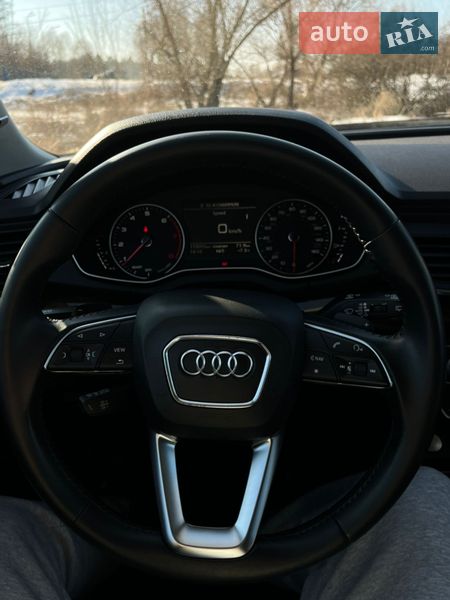 Позашляховик / Кросовер Audi Q5 2018 в Бучі