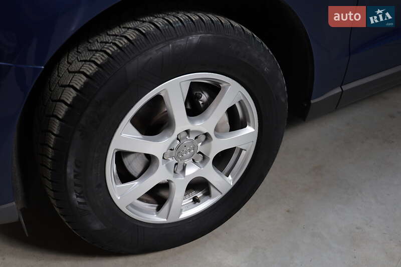 Позашляховик / Кросовер Audi Q5 2016 в Луцьку