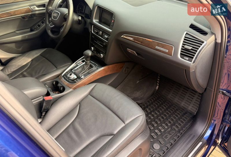 Внедорожник / Кроссовер Audi Q5 2012 в Ужгороде фото 42 Внедорожник / Кроссовер Audi Q5 2012 в Ужгороде