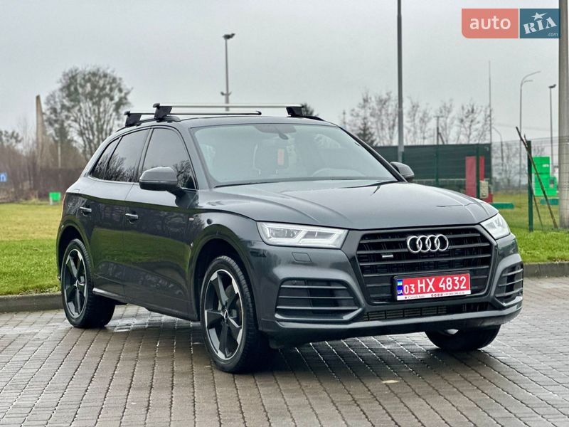 Внедорожник / Кроссовер Audi Q5 2019 в Ровно