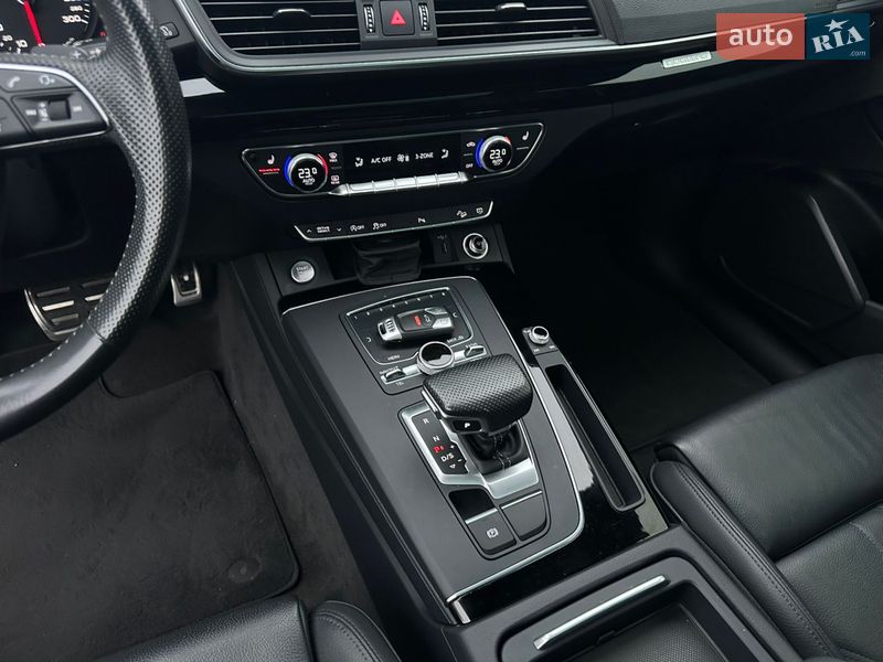 Внедорожник / Кроссовер Audi Q5 2019 в Ровно