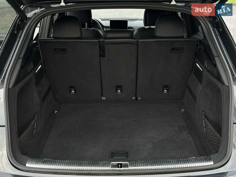 Внедорожник / Кроссовер Audi Q5 2019 в Ровно