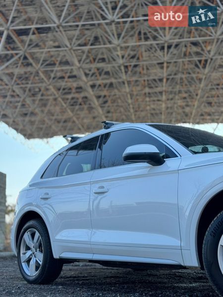 Позашляховик / Кросовер Audi Q5 2018 в Самборі