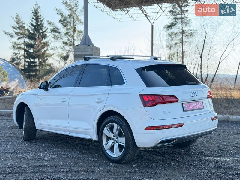Позашляховик / Кросовер Audi Q5 2018 в Самборі
