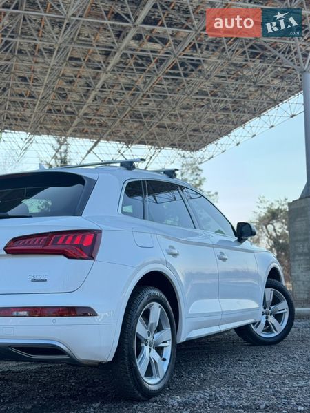 Позашляховик / Кросовер Audi Q5 2018 в Самборі