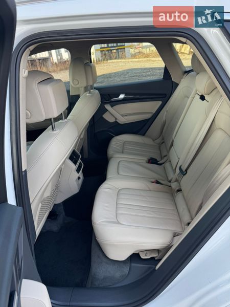 Позашляховик / Кросовер Audi Q5 2018 в Самборі