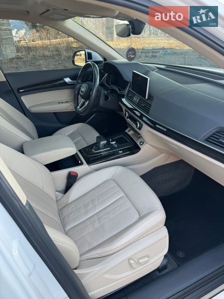 Позашляховик / Кросовер Audi Q5 2018 в Самборі