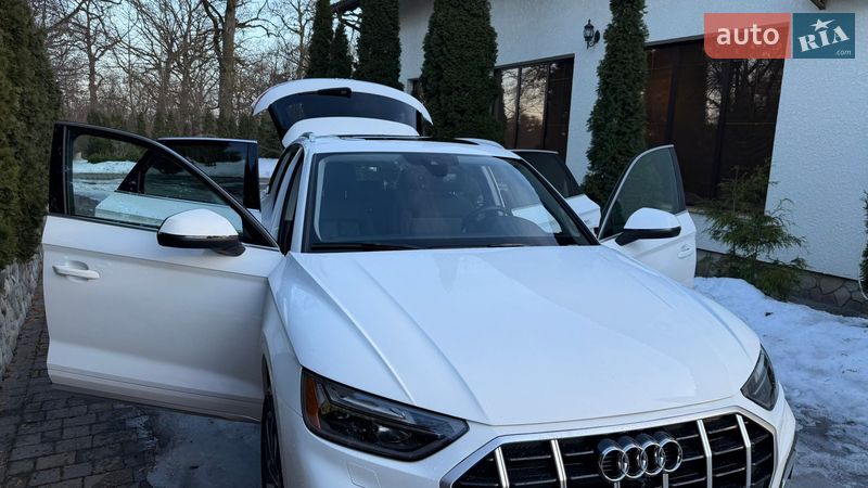 Внедорожник / Кроссовер Audi Q5 2021 в Тернополе