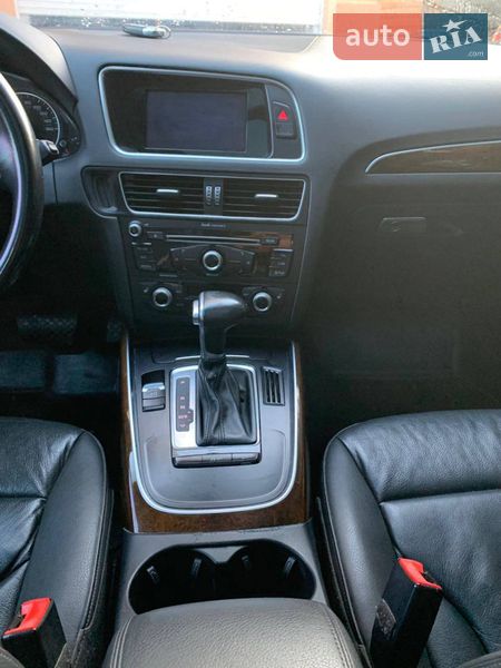 Внедорожник / Кроссовер Audi Q5 2015 в Надворной