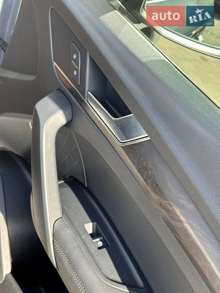 Внедорожник / Кроссовер Audi Q5 2018 в Стрые