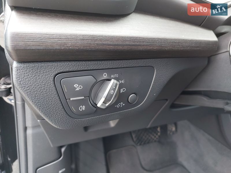 Внедорожник / Кроссовер Audi Q5 2024 в Харькове