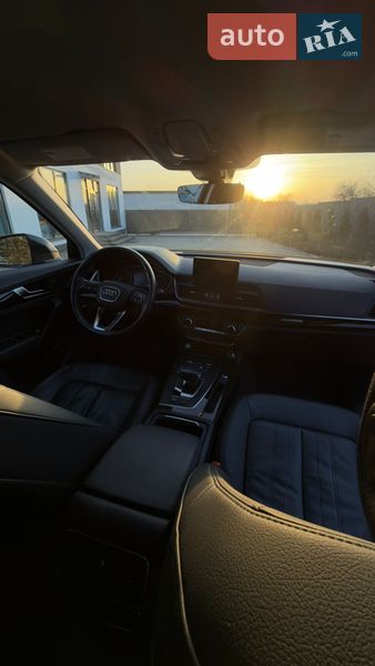 Позашляховик / Кросовер Audi Q5 2019 в Самборі фото 44 Позашляховик / Кросовер Audi Q5 2019 в Самборі