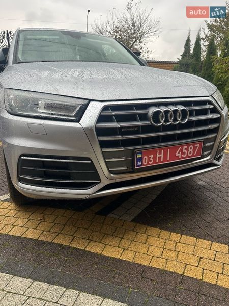 Внедорожник / Кроссовер Audi Q5 2018 в Владимире