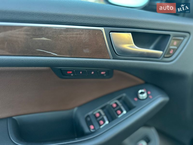 Позашляховик / Кросовер Audi Q5 2016 в Львові