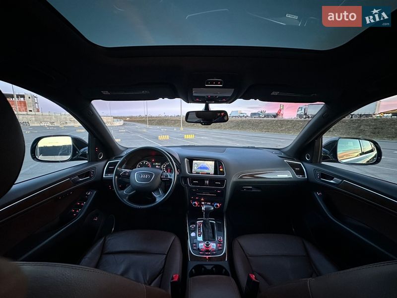 Позашляховик / Кросовер Audi Q5 2016 в Львові