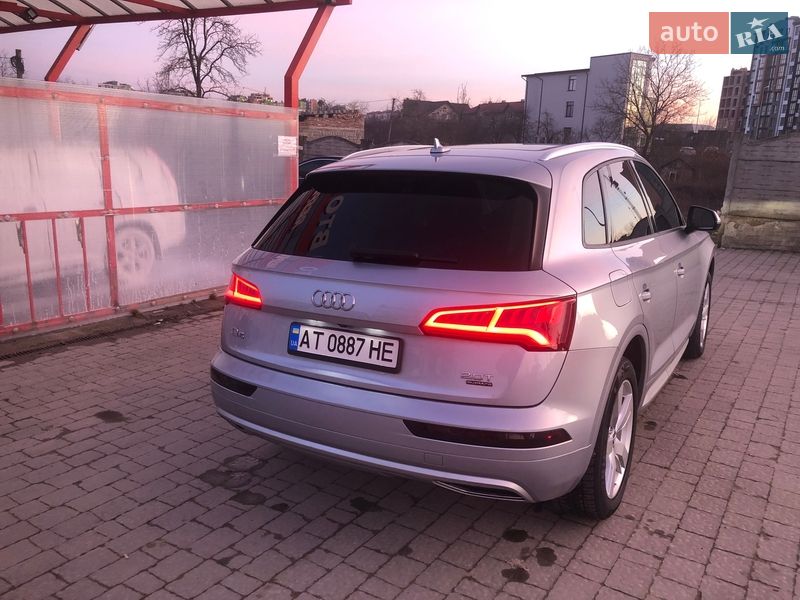 Внедорожник / Кроссовер Audi Q5 2017 в Ивано-Франковске