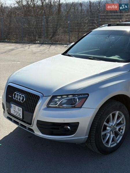 Позашляховик / Кросовер Audi Q5 2011 в Чернівцях