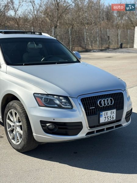Позашляховик / Кросовер Audi Q5 2011 в Чернівцях