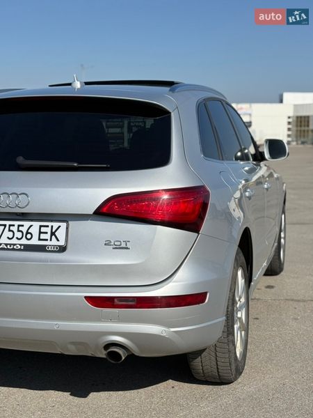 Позашляховик / Кросовер Audi Q5 2011 в Чернівцях