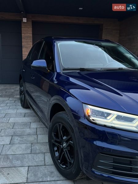 Внедорожник / Кроссовер Audi Q5 2017 в Нововолынске