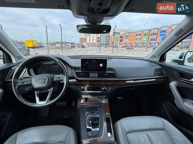 Внедорожник / Кроссовер Audi Q5 2017 в Львове