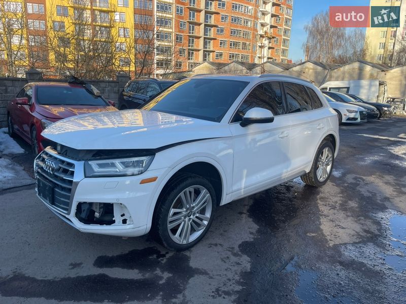 Позашляховик / Кросовер Audi Q5 2018 в Рівному