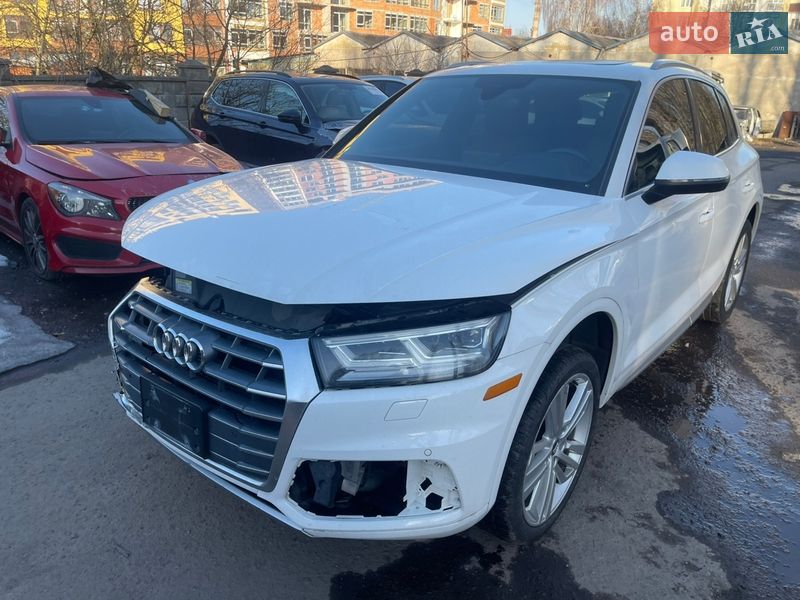 Позашляховик / Кросовер Audi Q5 2018 в Рівному