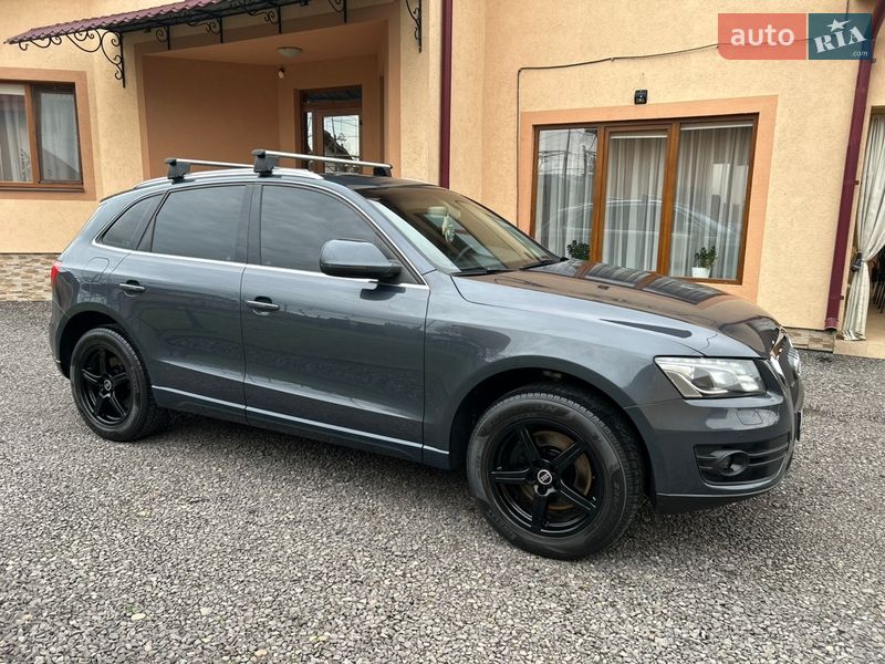 Внедорожник / Кроссовер Audi Q5 2009 в Мукачево