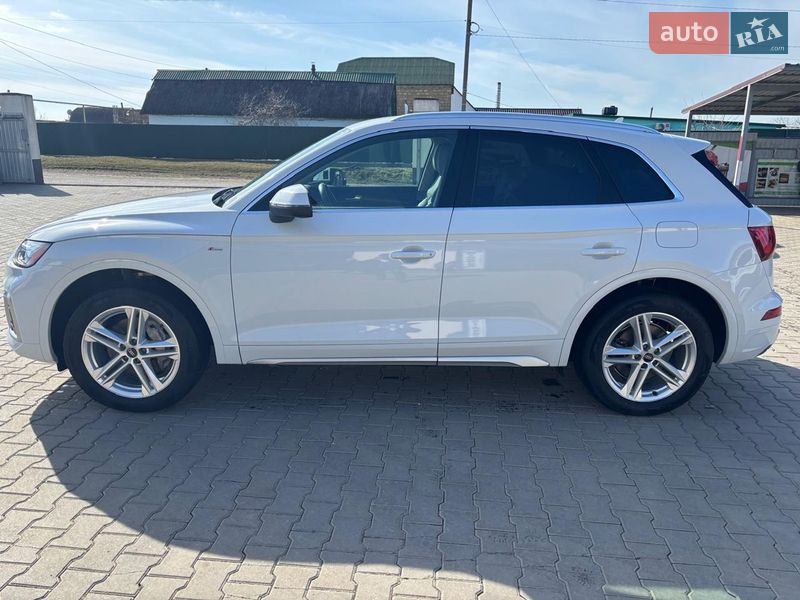 Позашляховик / Кросовер Audi Q5 2022 в Одесі