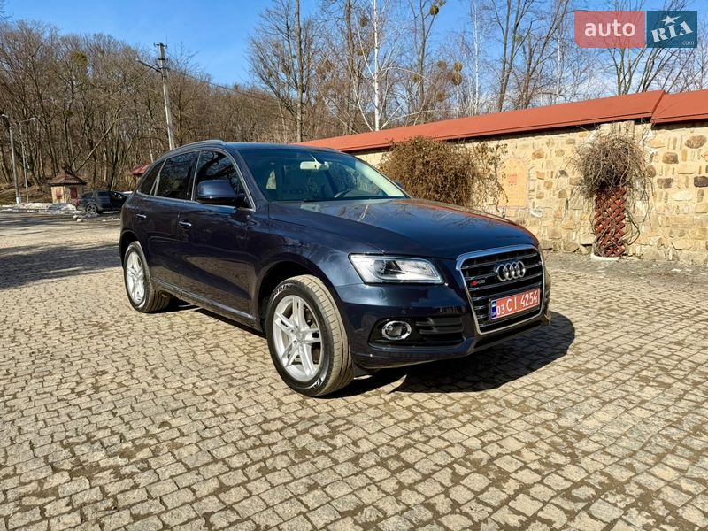 Внедорожник / Кроссовер Audi Q5 2016 в Черновцах
