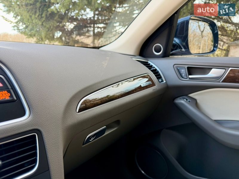 Внедорожник / Кроссовер Audi Q5 2016 в Черновцах