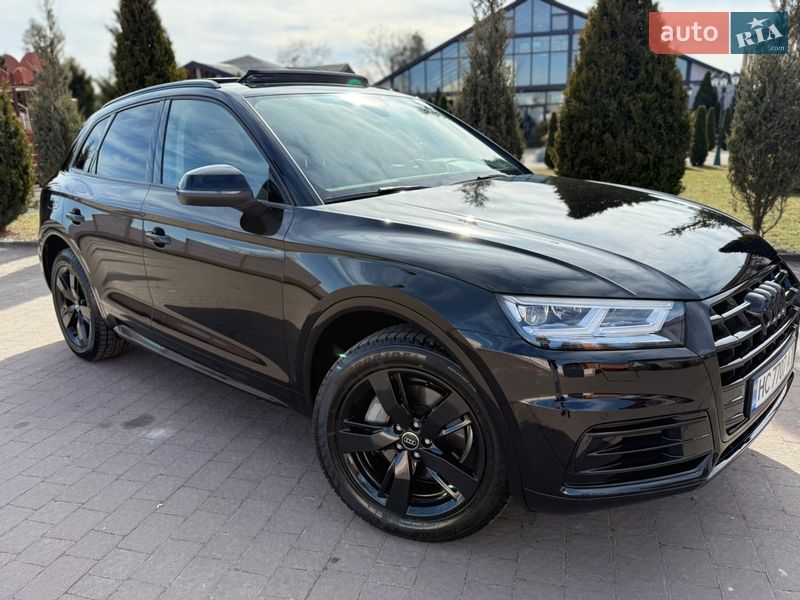 Позашляховик / Кросовер Audi Q5 2017 в Стрию