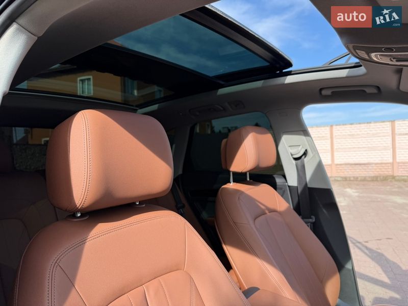 Позашляховик / Кросовер Audi Q5 2017 в Стрию