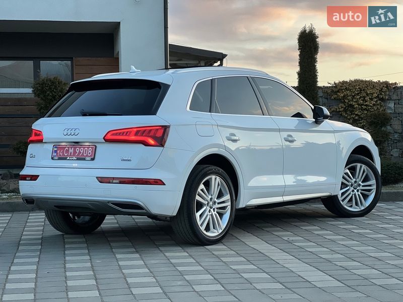 Позашляховик / Кросовер Audi Q5 2018 в Стрию