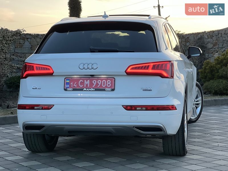 Позашляховик / Кросовер Audi Q5 2018 в Стрию