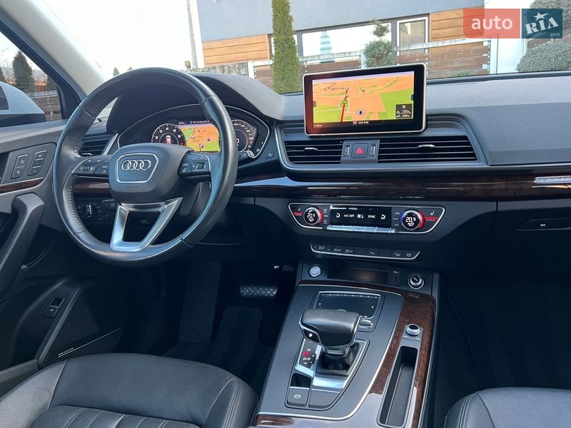 Позашляховик / Кросовер Audi Q5 2018 в Стрию