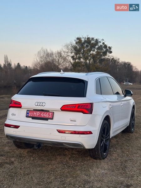 Внедорожник / Кроссовер Audi Q5 2018 в Луцке