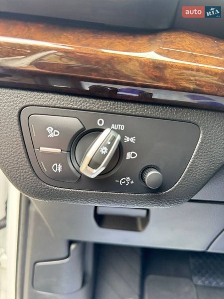 Внедорожник / Кроссовер Audi Q5 2018 в Луцке